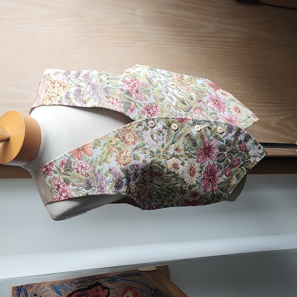 Vintage Floral Vest